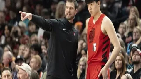 拜仁3-2力克圣保利，德甲第27轮巅峰对决瞬间集锦